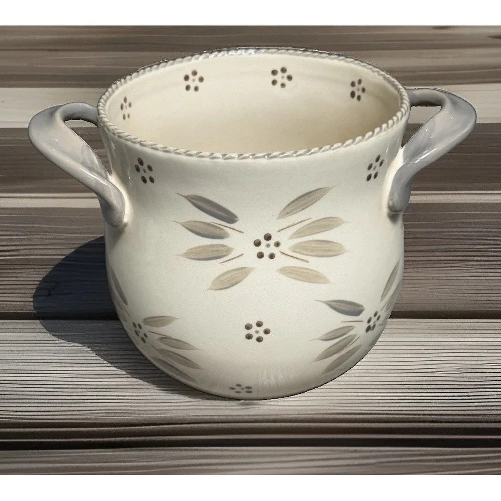 Temp-Tations by Tara Old World Hand Painted/Hand Crafted 4 Quart Pot Oven Safe